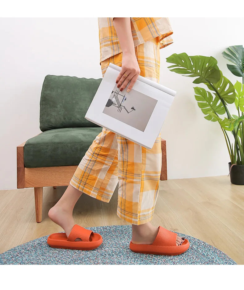 Chinelo Plataforma – Conforto nas Nuvens