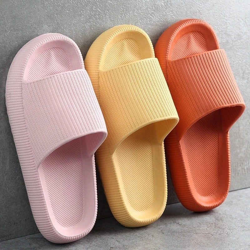 Chinelo Plataforma – Conforto nas Nuvens