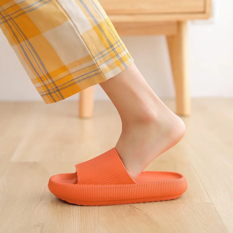 Chinelo Plataforma – Conforto nas Nuvens